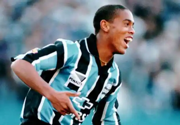 但巨大的组 但巨大的组